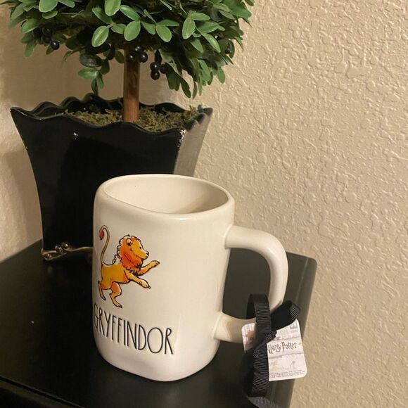 Rae Dunn Harry Potter newly released mug - Picture 3 of 4